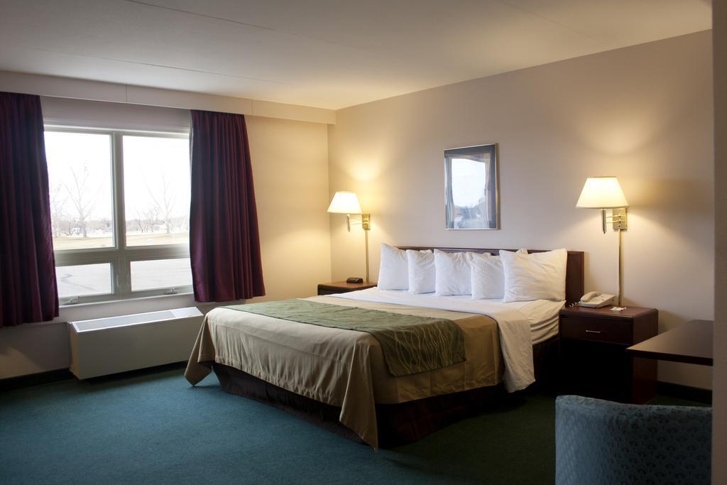 Comfort Inn & Suites Moose Jaw Dış mekan fotoğraf